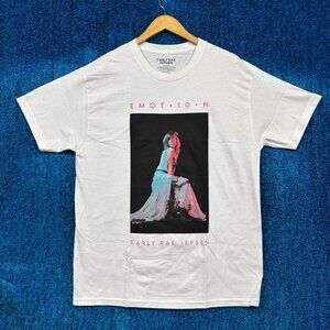 Carly Rae Jepsen “Emotion” Graphic T-Shirt Size Large